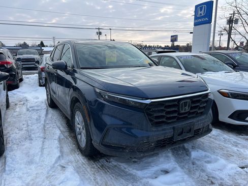 Used 2024 Honda CR-V EX-L image 3