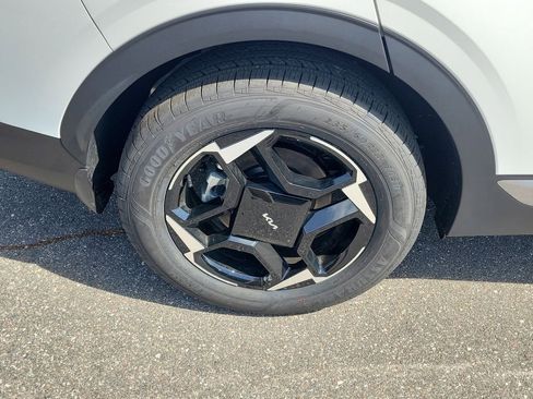 New 2026 Kia Sportage AWD Hybrid image 40