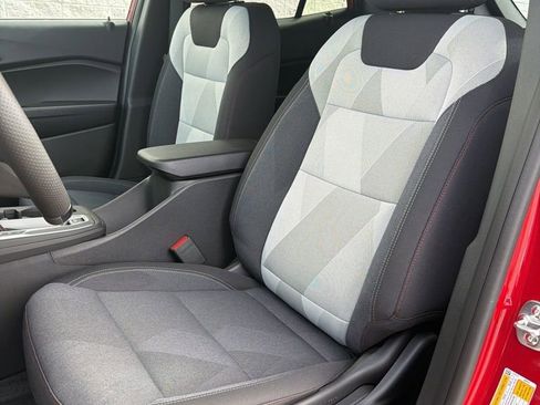 New 2026 Chevrolet Trax RS w/ Driver Confidence Package FWD image 7