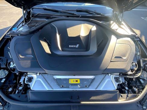 Used 2023 BMW i4 eDrive35 w/ Premium Package image 13