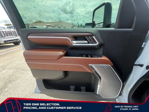New 2026 GMC Sierra 3500 Denali Ultimate AWD/4WD image 23