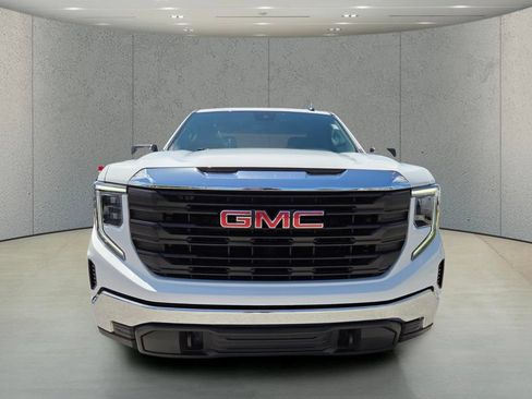 Used 2025 GMC Sierra 1500 Pro w/ Pro Value Package AWD/4WD image 9