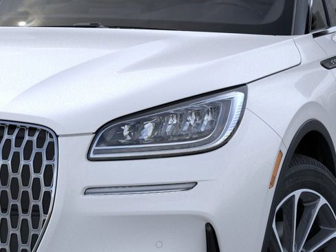 New 2026 Lincoln Corsair Premiere image 18