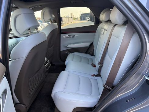 Certified 2026 Genesis GV70 2.5T Advanced AWD/4WD image 15