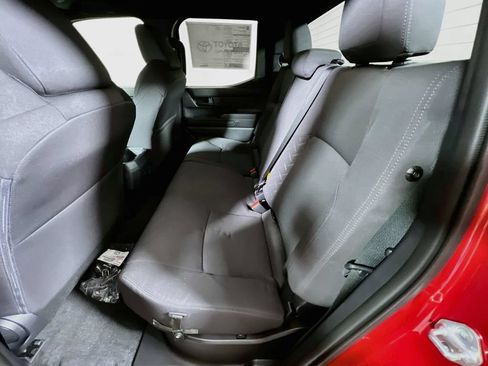 Certified 2026 Toyota Tacoma SR5 AWD/4WD image 21
