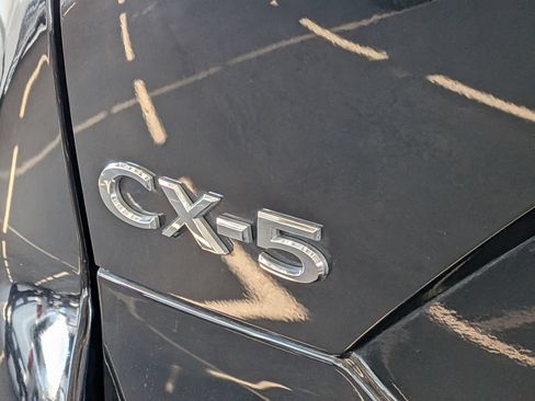 Used 2020 MAZDA CX-5 Touring FWD image 31