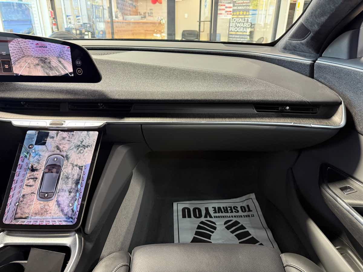 Used 2024 Lucid Air Touring AWD/4WD image 20