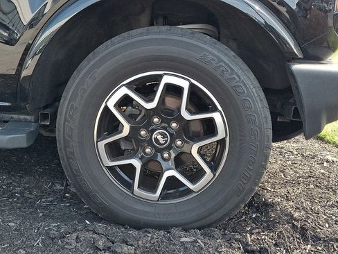 Used 2022 Ford Bronco Outer Banks AWD/4WD image 8