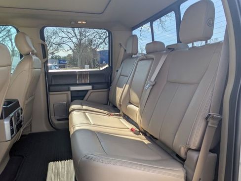 Used 2018 Ford F150 Lariat w/ Equipment Group 502A Luxury image 13