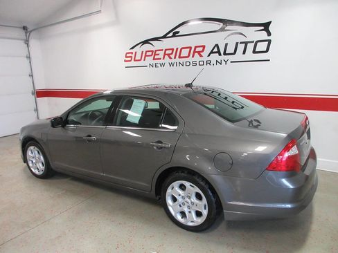 Used 2011 Ford Fusion SE w/ 202A Rapid Spec Order Code image 3