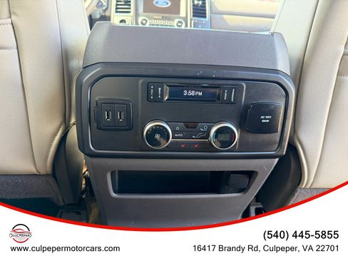 Used 2018 Ford Expedition Limited w/ Equipment Group 301A AWD/4WD image 16