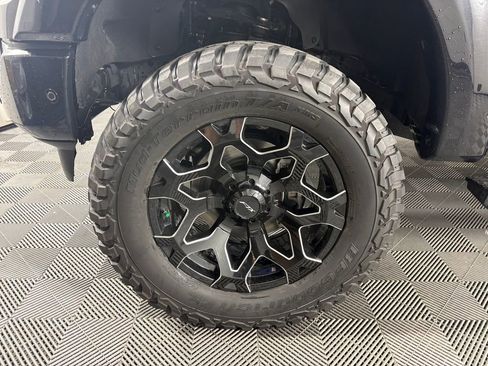 Used 2021 Ford F150 Limited AWD/4WD image 10