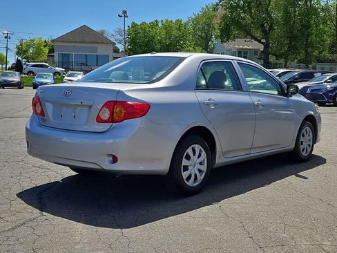 Used 2010 Toyota Corolla FWD image 5