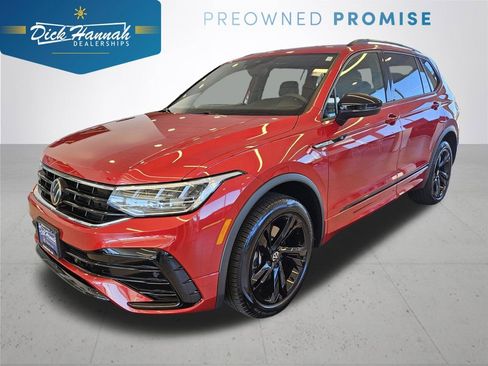 Used 2024 Volkswagen Tiguan SE R-Line AWD/4WD image 1
