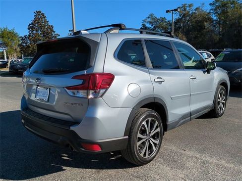 Used 2021 Subaru Forester Limited image 4