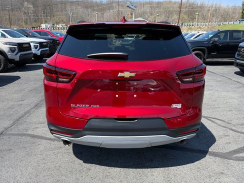 Used 2023 Chevrolet Blazer LT w/ Convenience Package AWD/4WD image 4