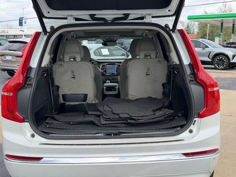 Certified 2023 Volvo XC90 B6 Ultimate w/ Protection Package Premier AWD/4WD image 5