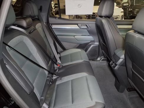 Used 2026 GMC Terrain AT4 w/ Convenience Package III AWD/4WD image 7