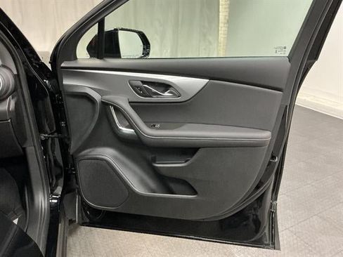 New 2026 Chevrolet Blazer LT w/ LPO, Floor Liner Package AWD/4WD image 35