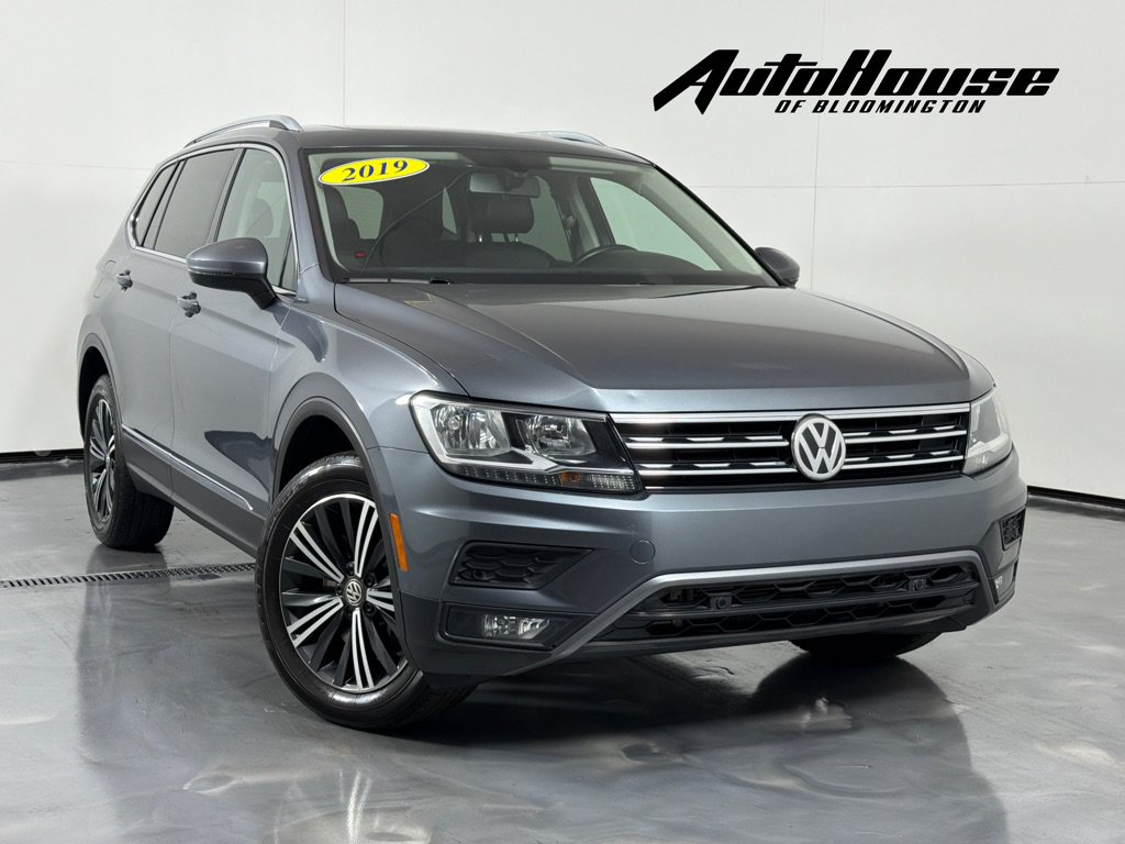 Used 2019 Volkswagen Tiguan SEL FWD image 1