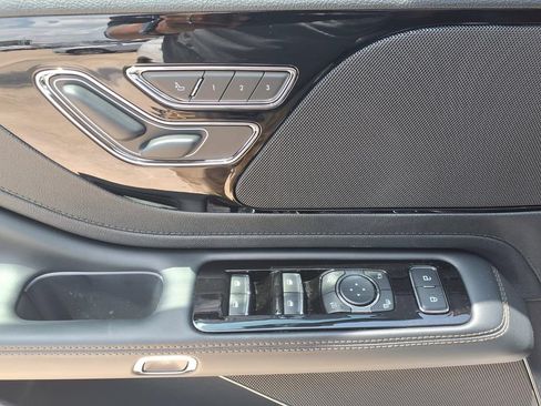 New 2026 Lincoln Aviator 2WD image 13
