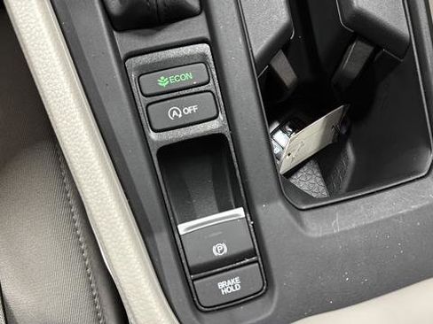 Used 2024 Honda Accord EX image 32