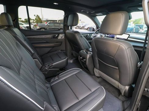 Certified 2026 Buick Enclave Avenir image 25