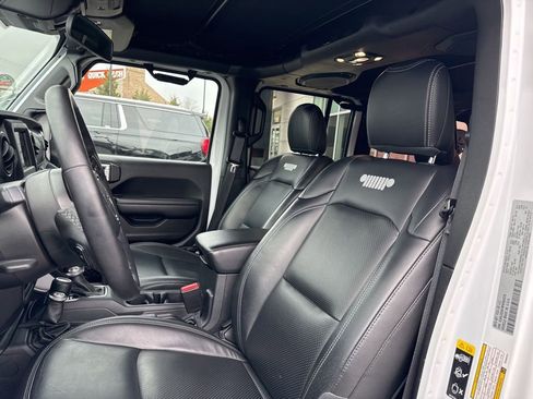 Used 2021 Jeep Wrangler Unlimited Sport image 15