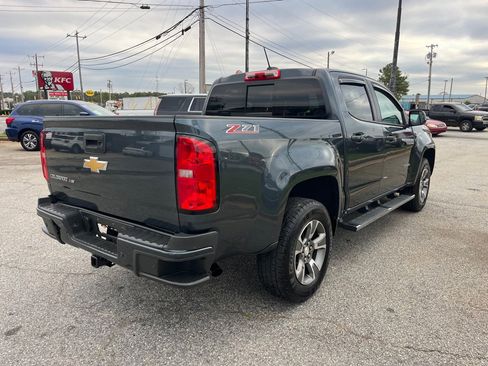 Used 2020 Chevrolet Colorado Z71 image 3