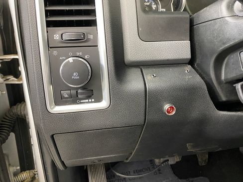 Used 2018 RAM 1500 Big Horn AWD/4WD image 23