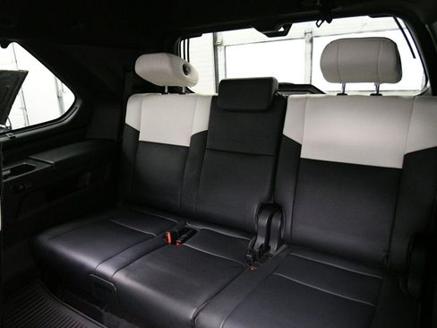 Certified 2024 Toyota Sequoia Capstone image 22