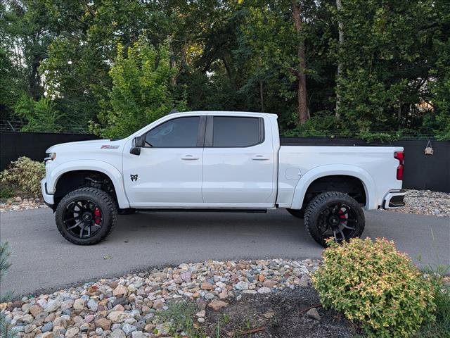 Used 2022 Chevrolet Silverado 1500 RST w/ Safety Package AWD/4WD image 2