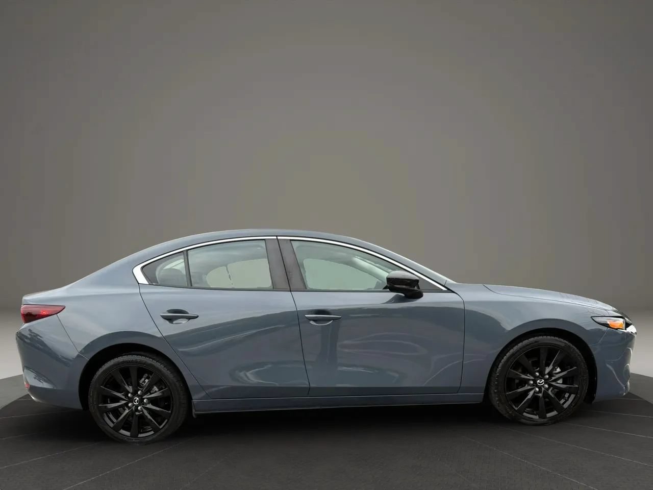 Used 2024 MAZDA MAZDA3 s AWD/4WD image 3