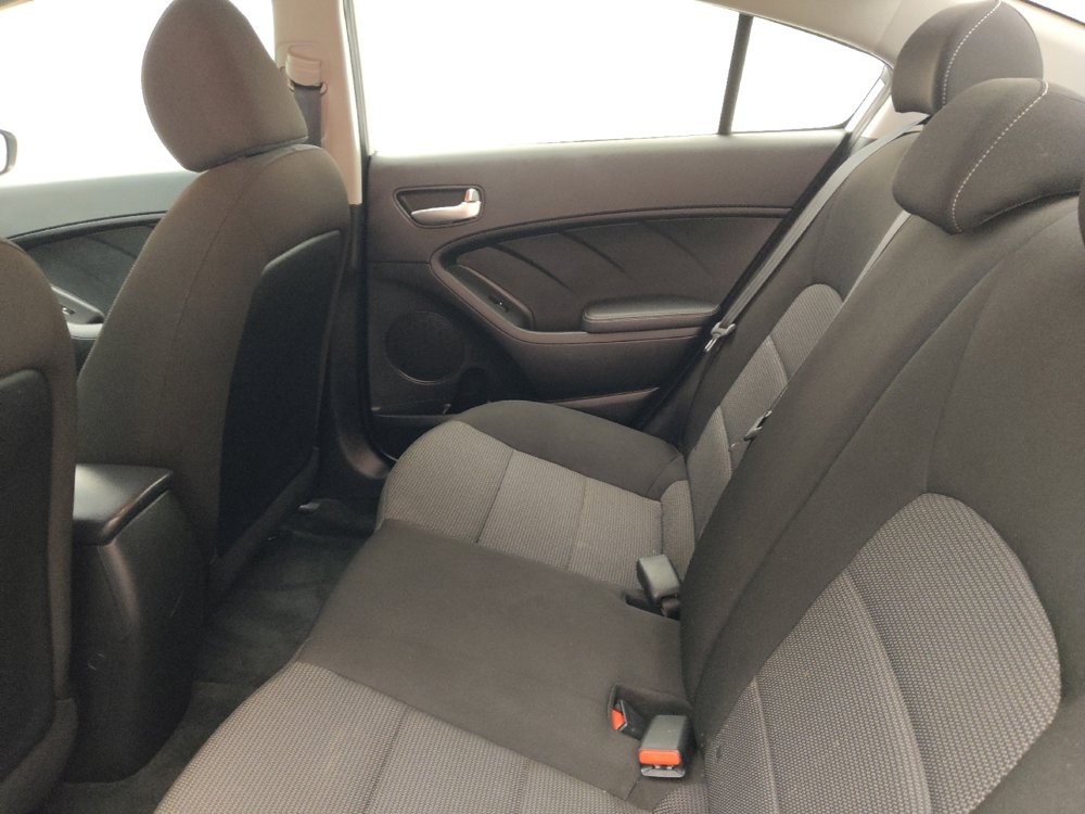 Used 2018 Kia Forte LX FWD image 18
