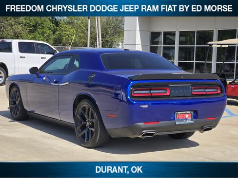 Used 2022 Dodge Challenger GT w/ Blacktop Package RWD image 4