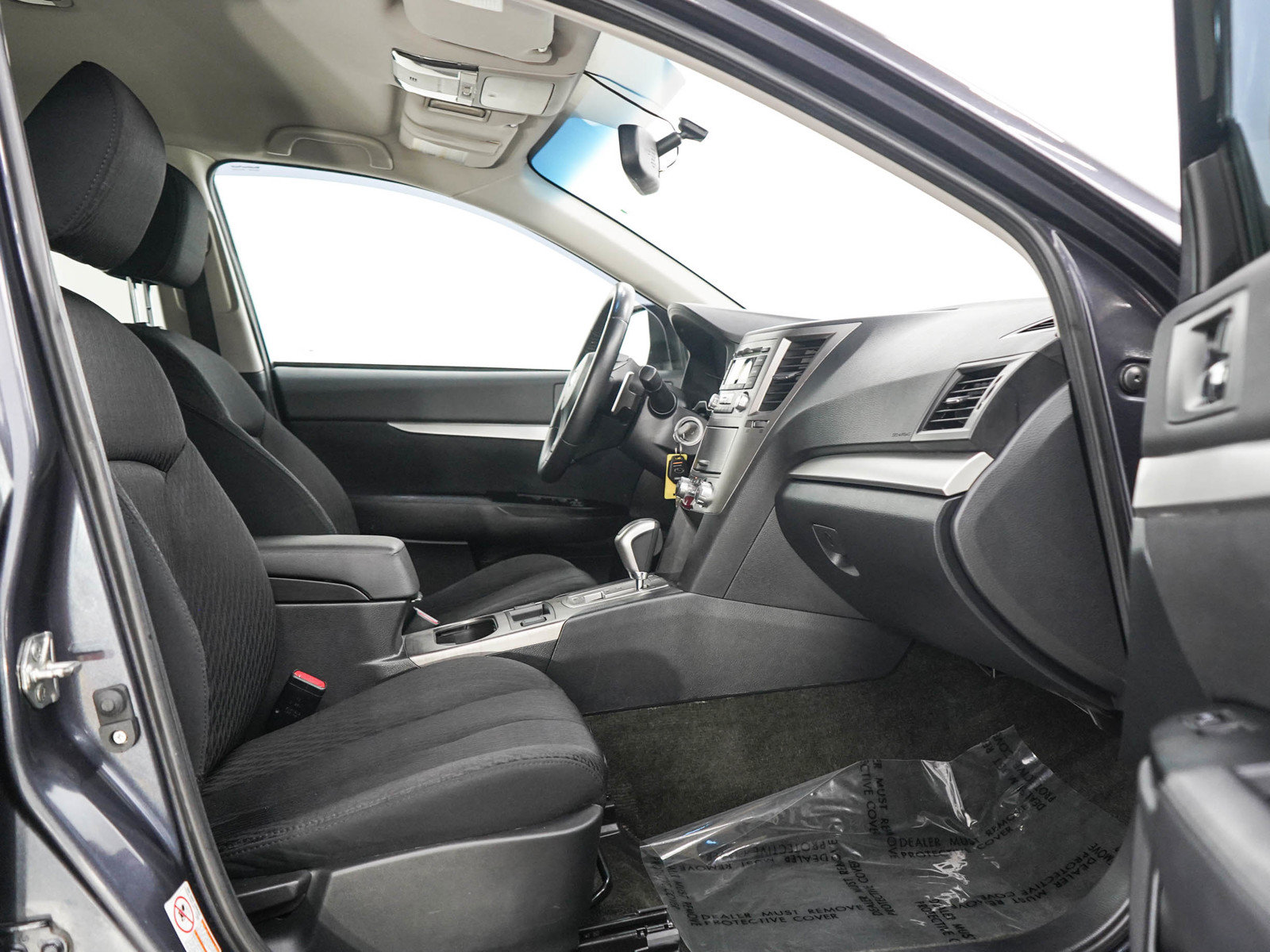 Used 2012 Subaru Outback 2.5i Premium w/ All-Weather Pkg AWD/4WD image 11