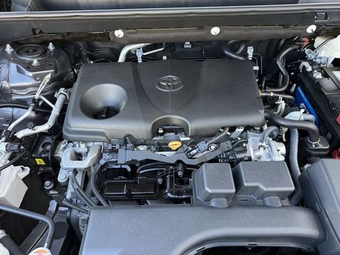 Used 2024 Toyota RAV4 LE image 33