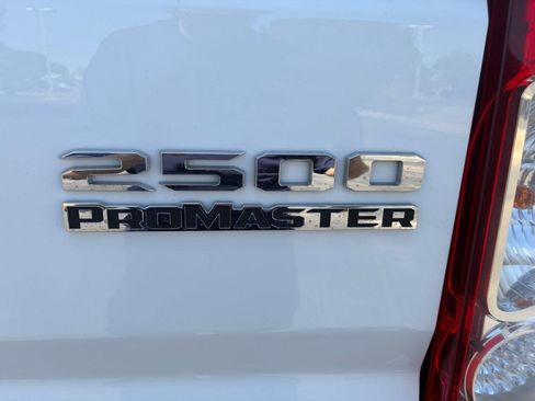 Used 2023 RAM ProMaster 2500 FWD image 31