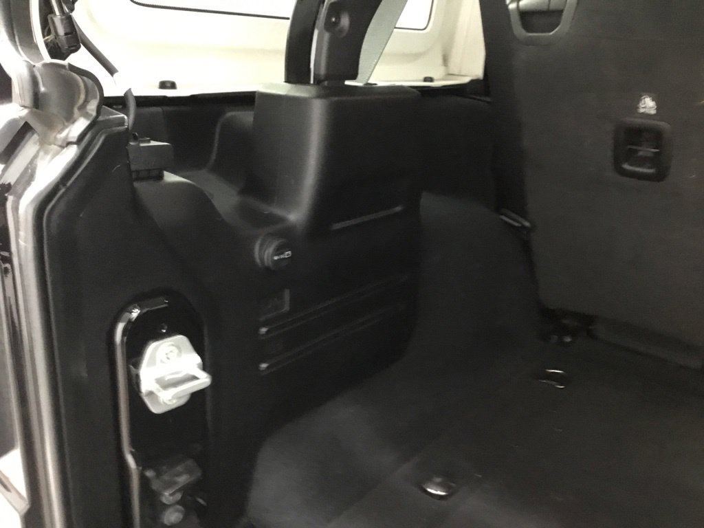 Used 2022 Jeep Wrangler Unlimited Sahara w/ Cold Weather Group AWD/4WD image 39