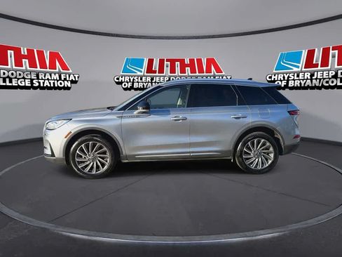 Used 2023 Lincoln Corsair Reserve FWD image 5