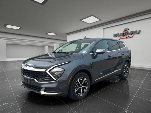 Used 2023 Kia Sportage EX FWD image 6