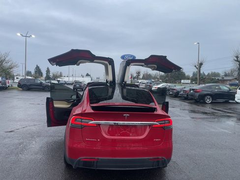 Used 2016 Tesla Model X P100D image 12