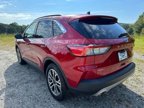 Used 2021 Ford Escape SEL w/ Technology Package FWD image 6