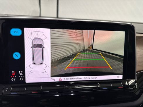 Used 2025 Volkswagen Atlas SE image 31