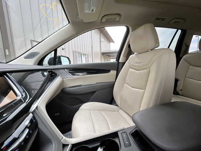Used 2023 Cadillac XT6 Premium Luxury w/ Technology Package AWD/4WD image 51