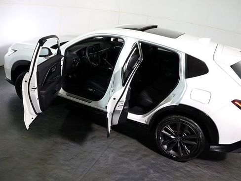 Used 2025 Acura ADX A-Spec FWD image 5