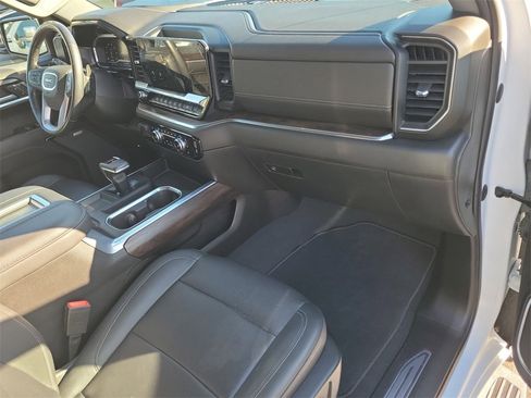 Certified 2022 GMC Sierra 1500 SLT w/ SLT Premium Plus Package image 28