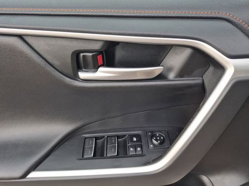 Used 2024 Toyota RAV4 Adventure image 7