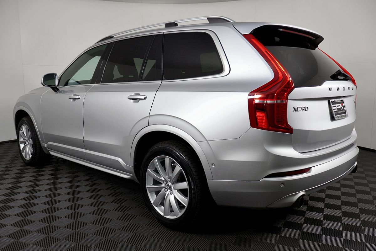 Used 2018 Volvo XC90 T5 Momentum w/ Convenience Package AWD/4WD image 12