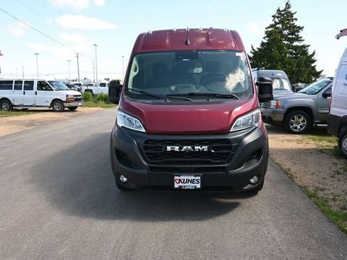 Used 2023 RAM ProMaster 2500 w/ Driver Convenience Group FWD image 2